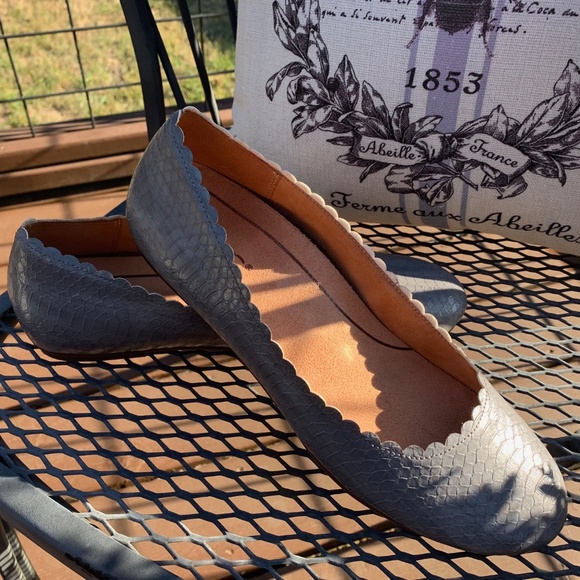Vionic Women's Snake Embossed Julieta Ballet Flat Shadow Size 8 Classy Gorgeous! - Picture 1 of 4